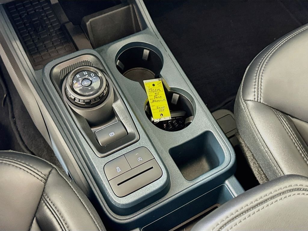 Used 2025 Sand Ford Lariat image 17