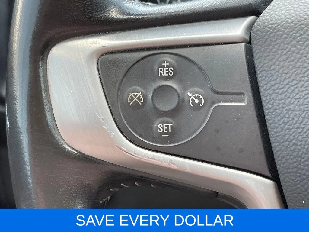 Used 2021 Red GMC Elevation image 17