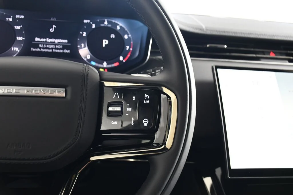 New 2026 Carpathian Gry Land Rover Dynamic SE image 29