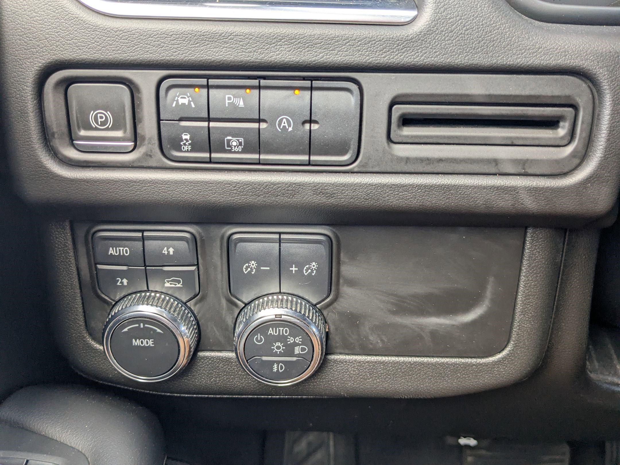 Used 2023 Sterling Metallic GMC SLT image 20