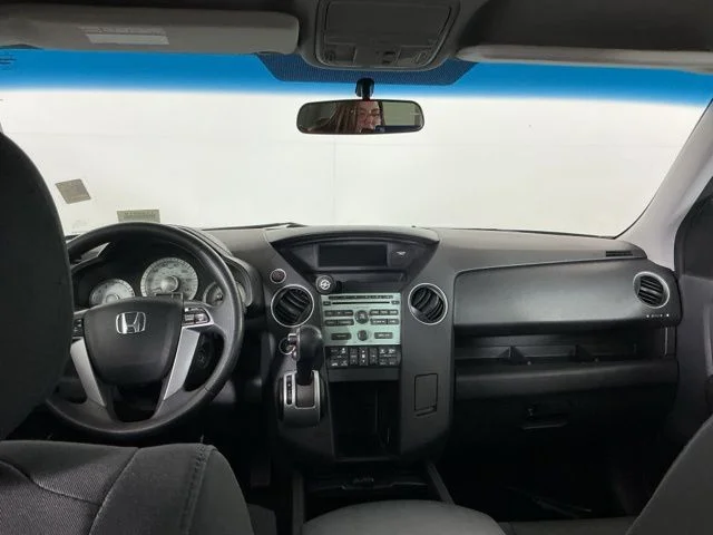 Used 2011  Honda EX image 20