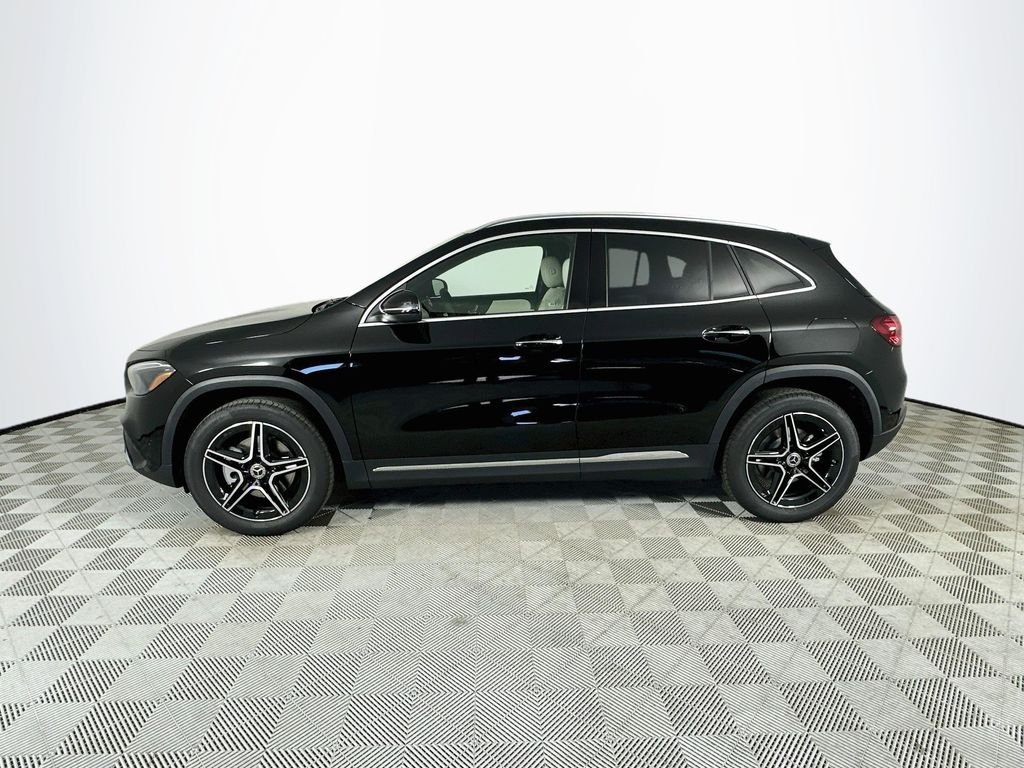 New 2026 Night Black Mercedes-Benz GLA 250 image 4