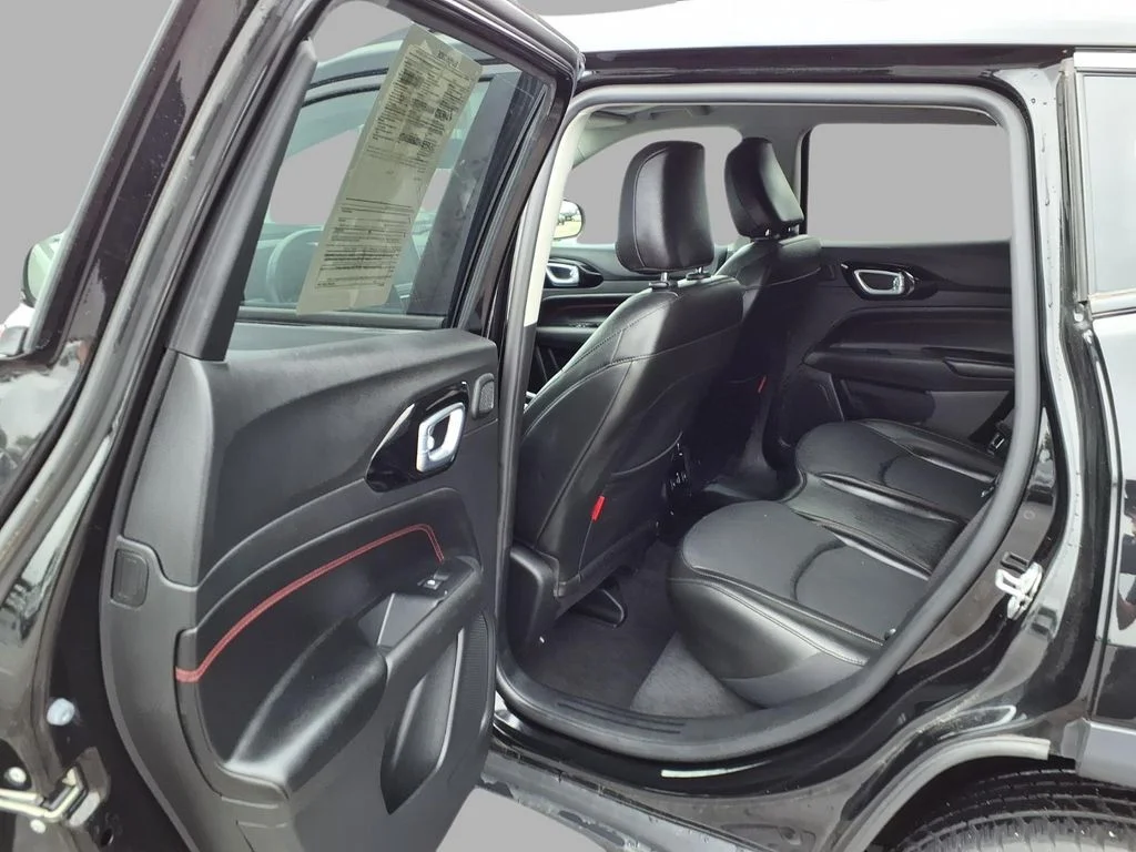 Used 2022 Black Jeep Trailhawk image 24