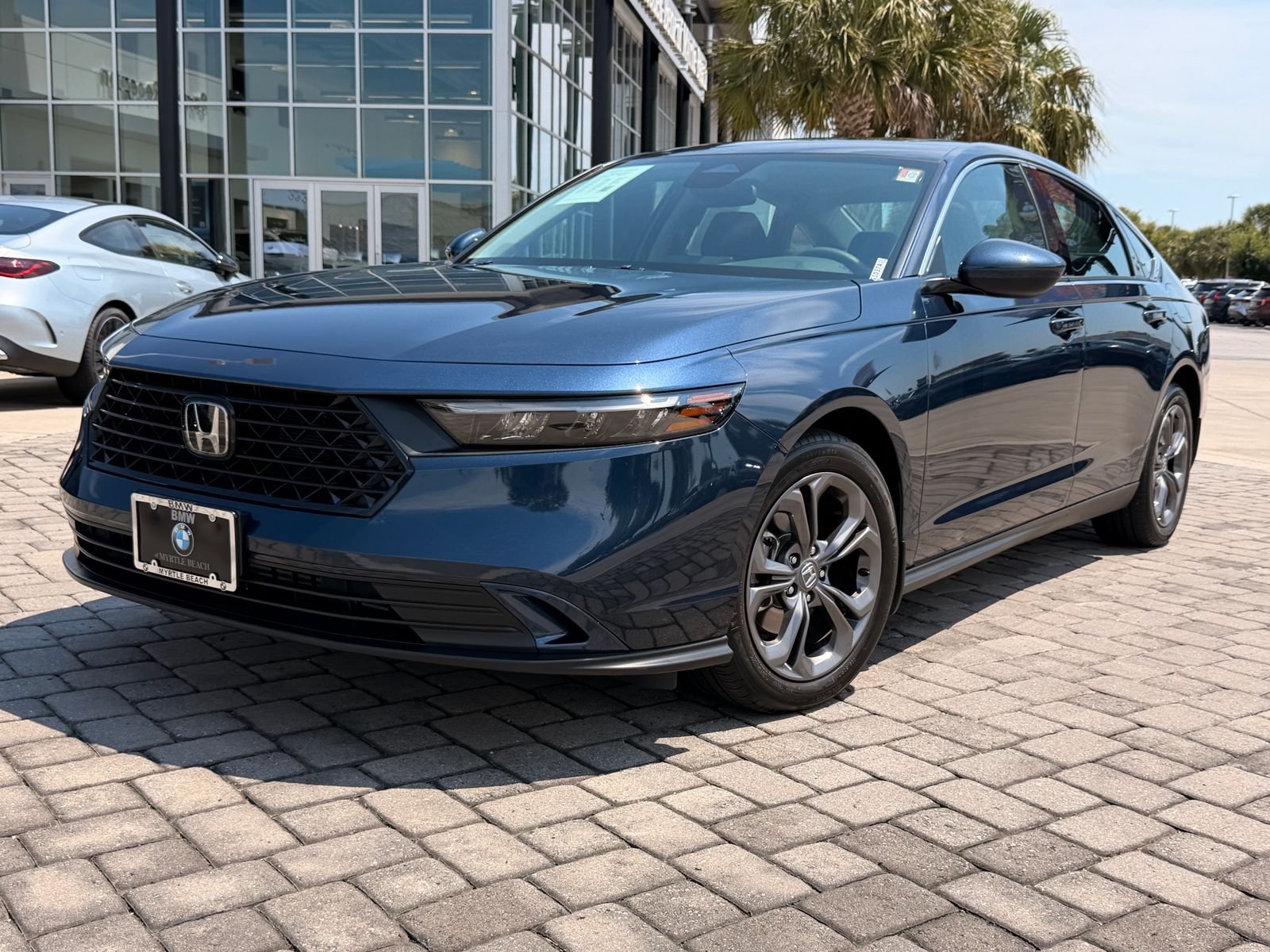 Used 2023 Canyon River Blue Metallic Honda EX image 1
