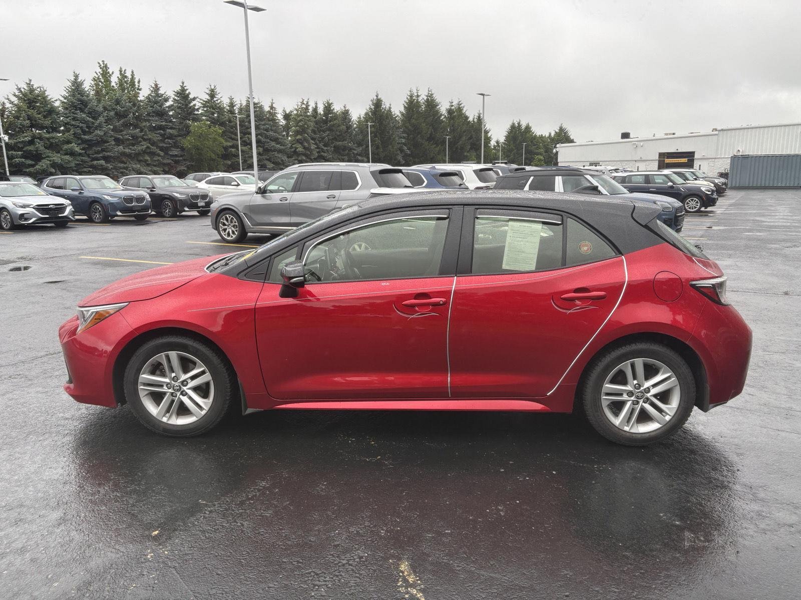 Used 2022 Finish Line Red w/Black Roof Toyota SE image 7