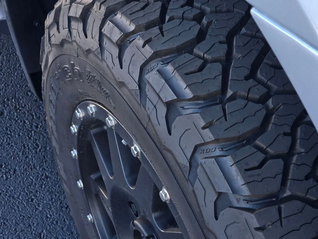 New 2026 Silver Mercedes-Benz Discovery Adventure image 43