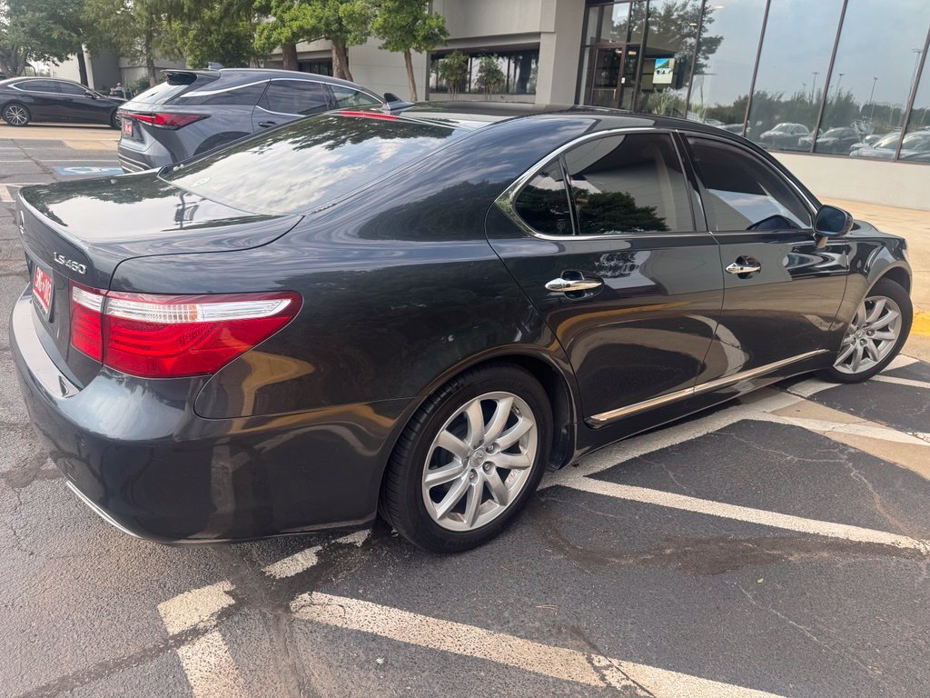 Used 2009 Gray Lexus 460 image 2