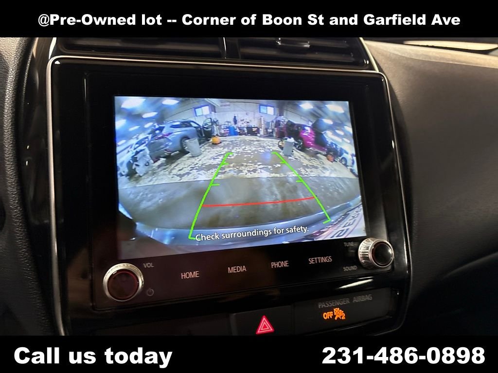 Used 2025  Mitsubishi 2.0 SE image 22