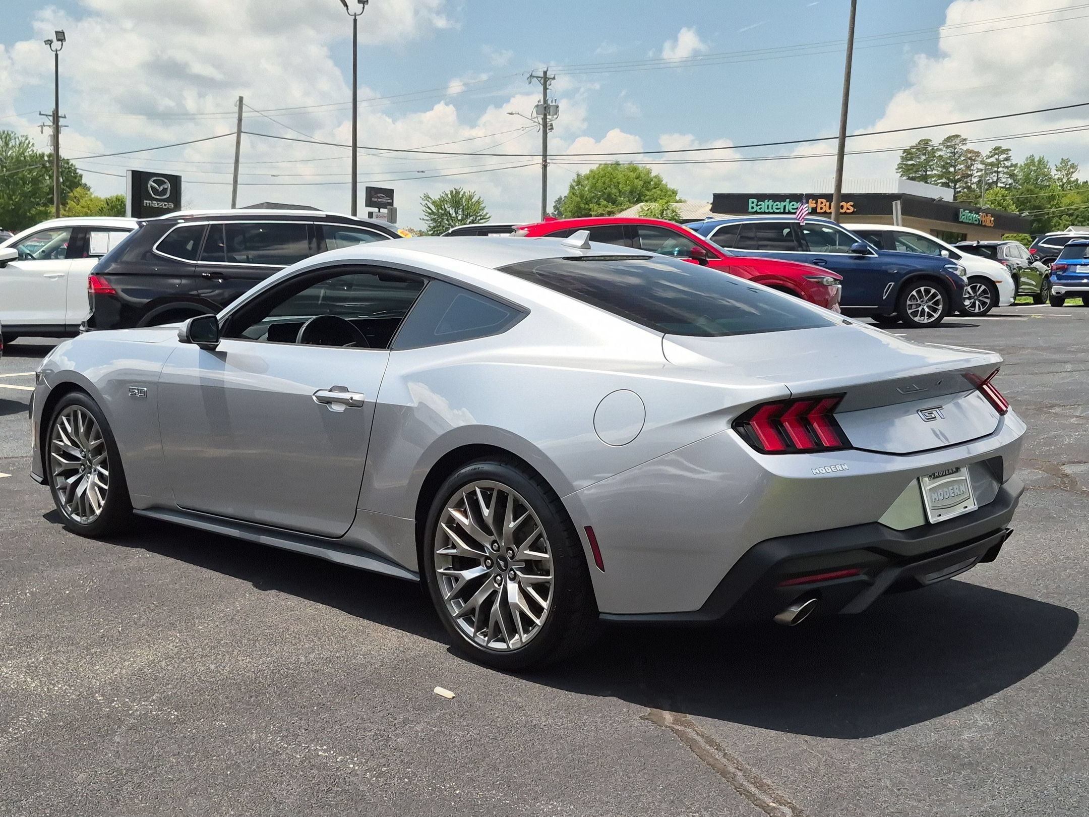 Used 2024 Silver Metallic Ford GT Premium image 3