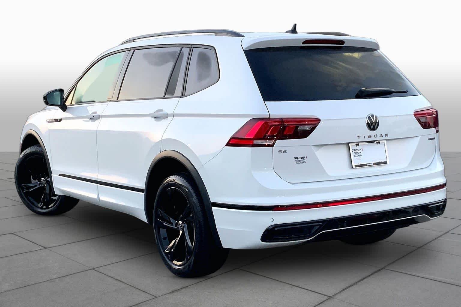 Used 2023 Opal White Pearl Volkswagen SE R-Line Black image 12