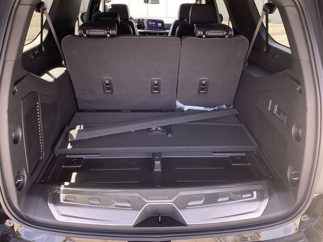 2026 Chevrolet Suburban Premier - Photo 40