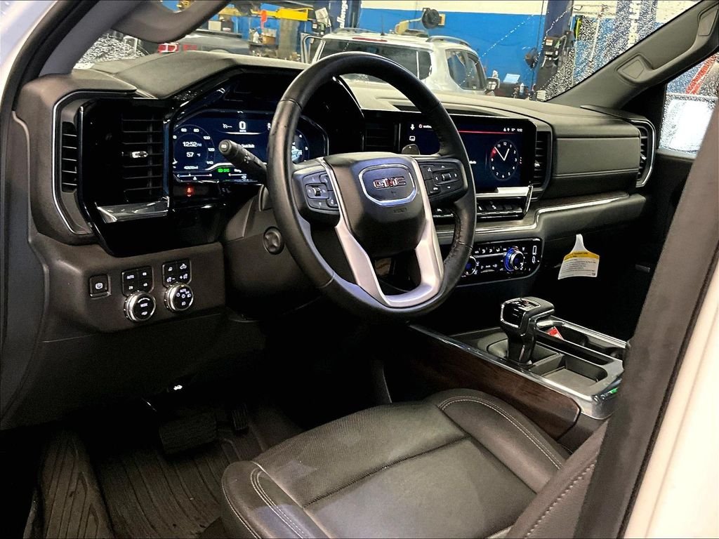 Used 2023 Summit White GMC SLT image 8