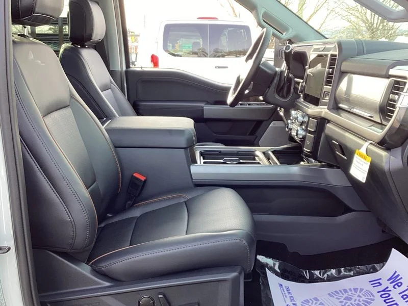 New 2026 Star White Metallic Tri-Coat Ford F-350® Lariat® image 28