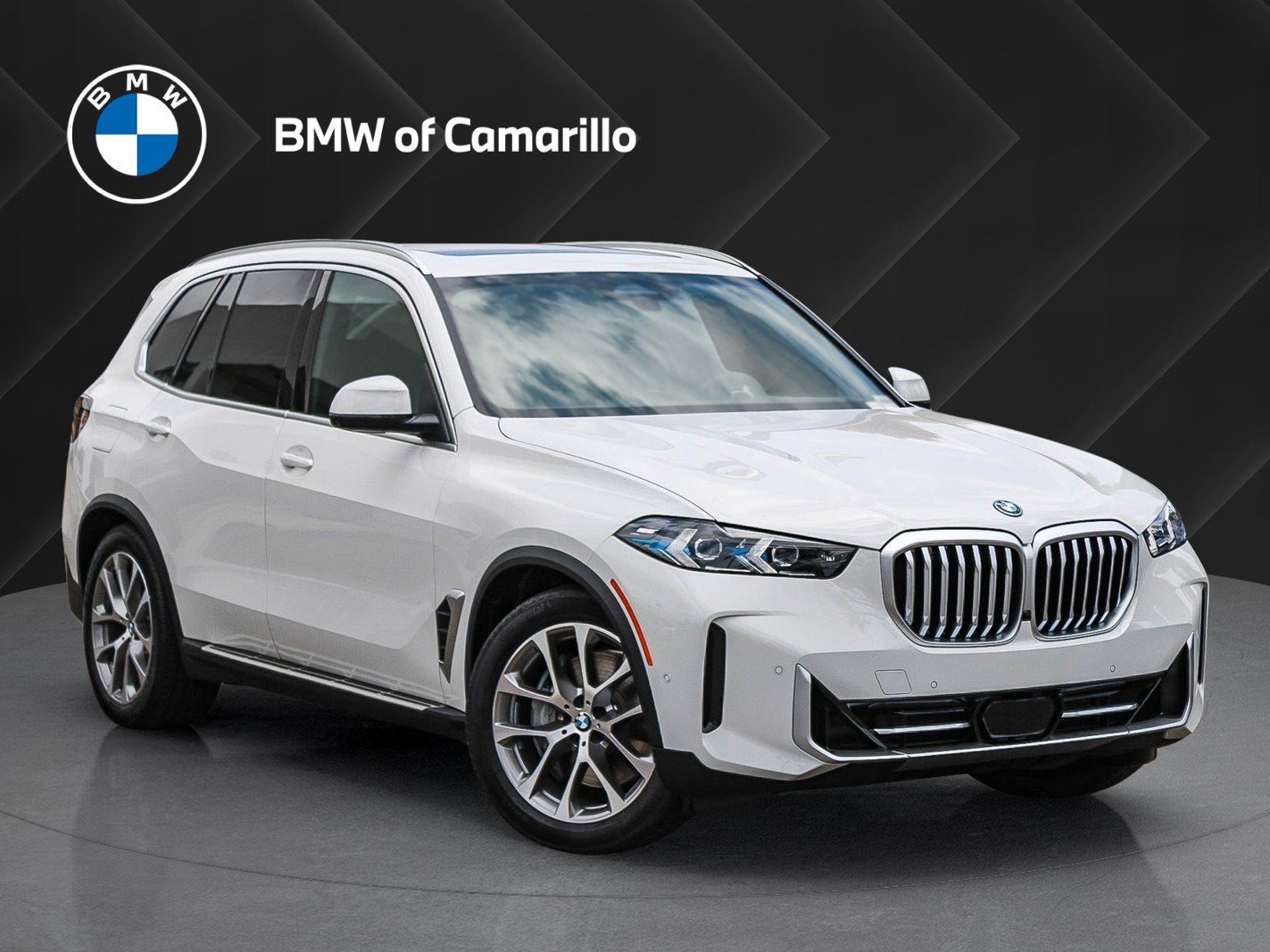New 2026 Alpine White BMW xDrive50e image 1
