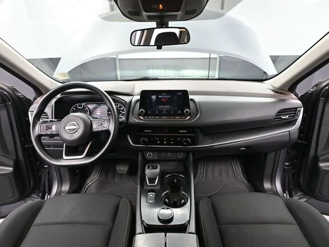Used 2023 Gray Nissan S image 22