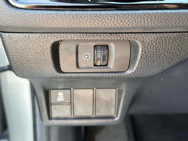 Certified Used 2025 Solar Silver Metallic Honda Sport image 24