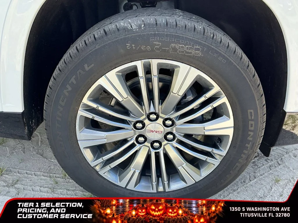 New 2027 Summit White GMC Denali image 14