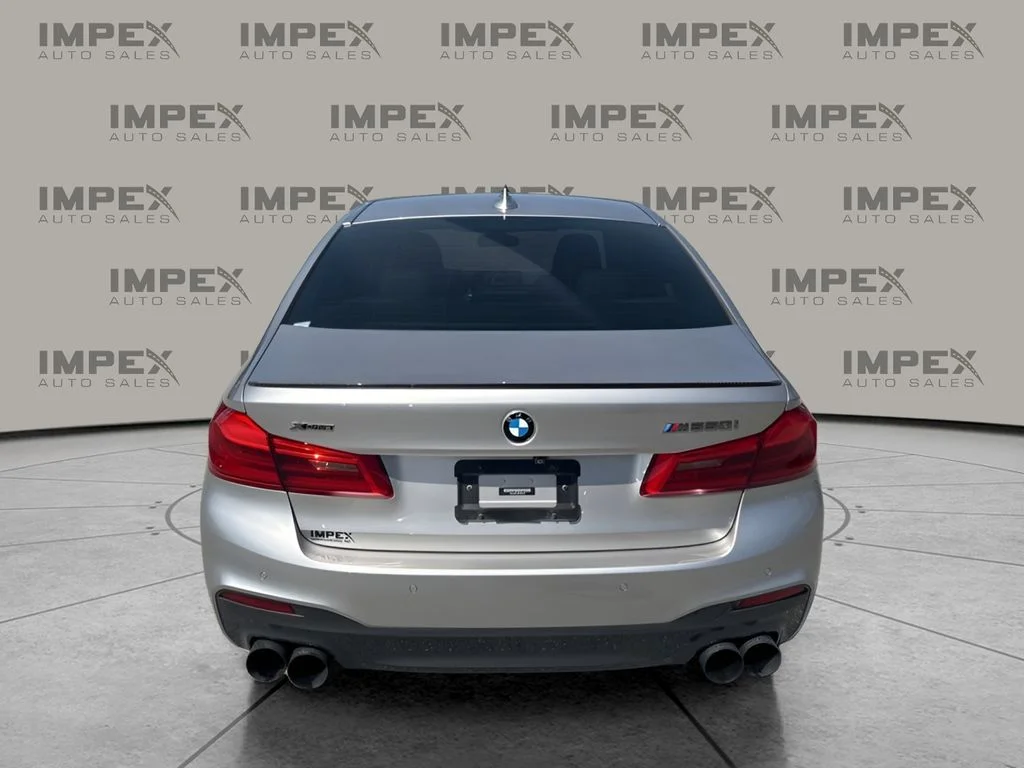 Used 2019 Silver BMW M550i xDrive image 4