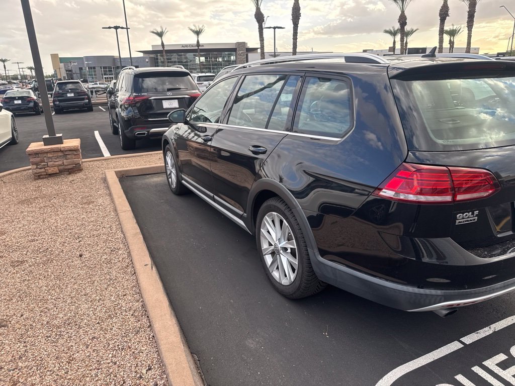 Used 2019 Deep Black Volkswagen TSI S image 5