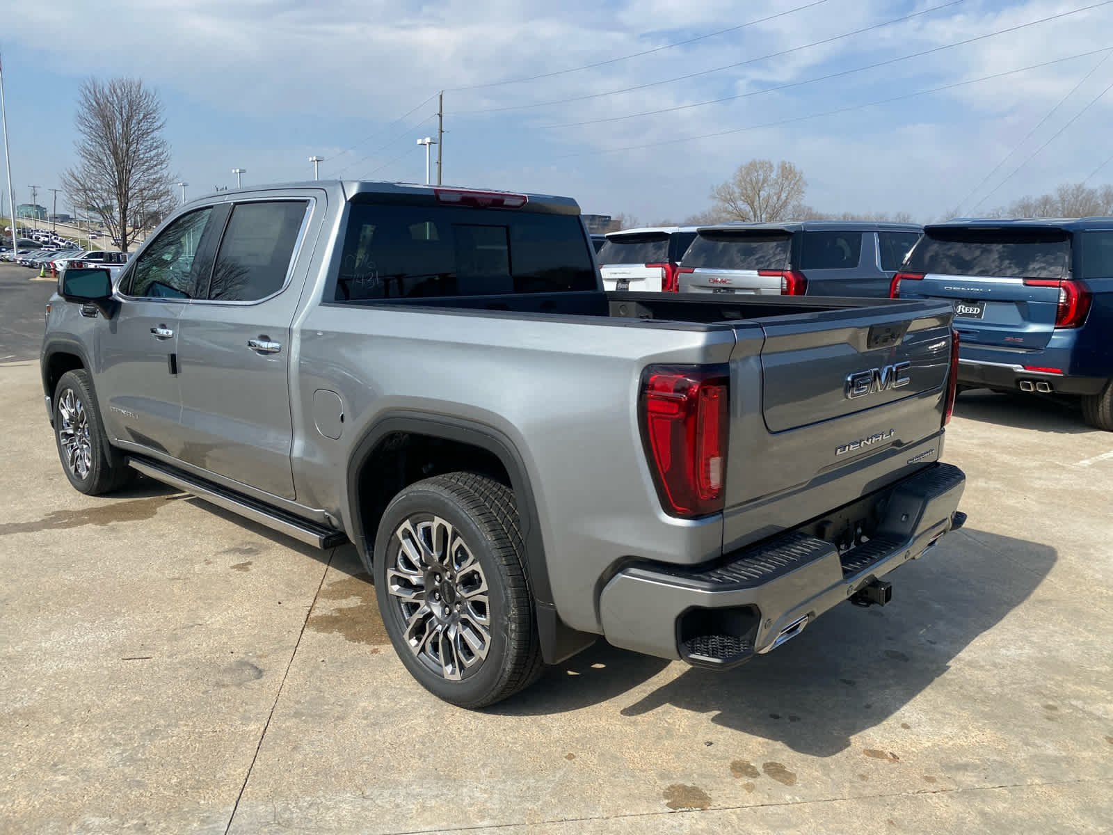 2026 GMC Sierra 1500 Denali Ultimate - Photo 8