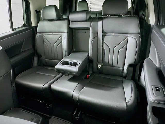 New 2026 Silver Hyundai SEL image 11