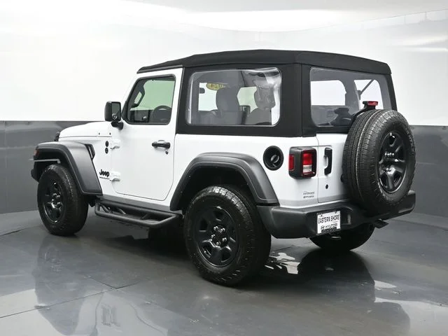 Used 2024 White Jeep Sport image 5
