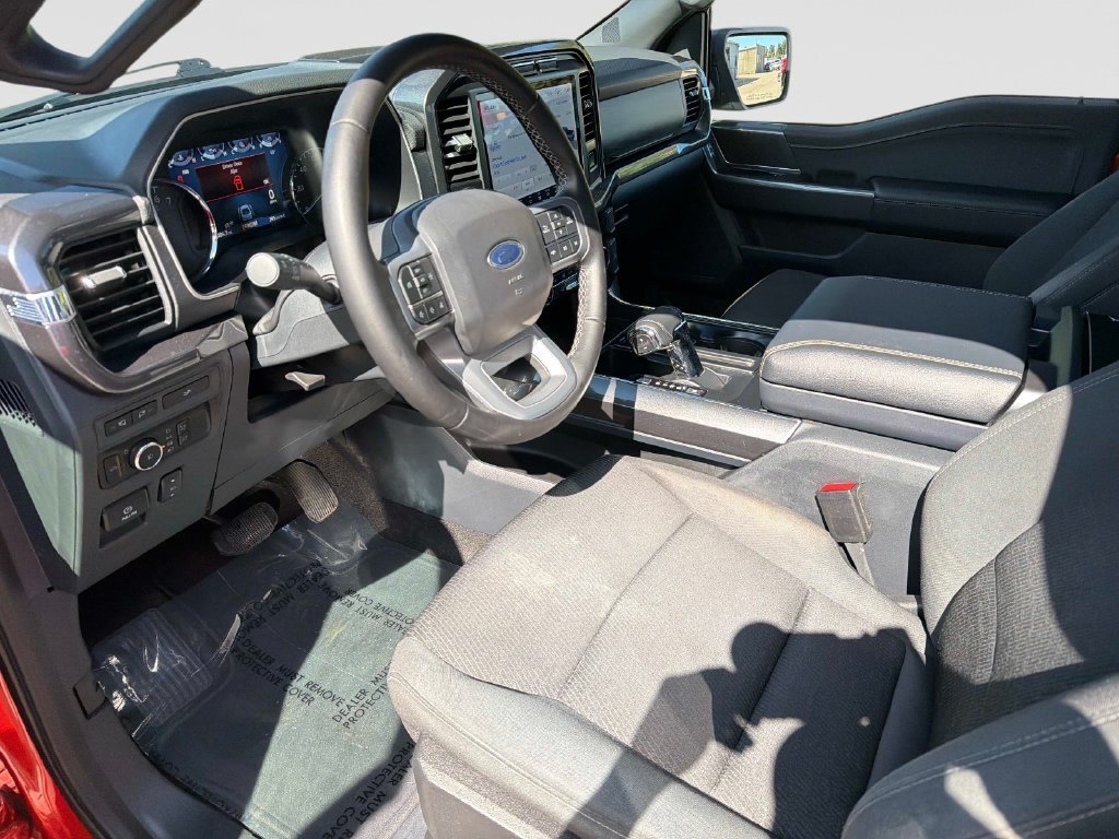 Used 2023 Red Ford XLT image 22