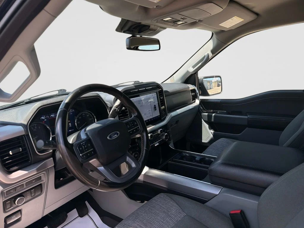 Used 2023 Blue Ford XLT image 22