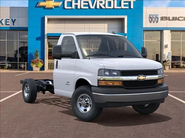 New 2026 White Chevrolet Work Van image 7