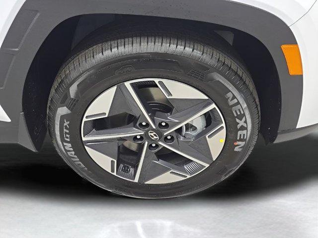 New 2026 White Hyundai SEL AWD image 43