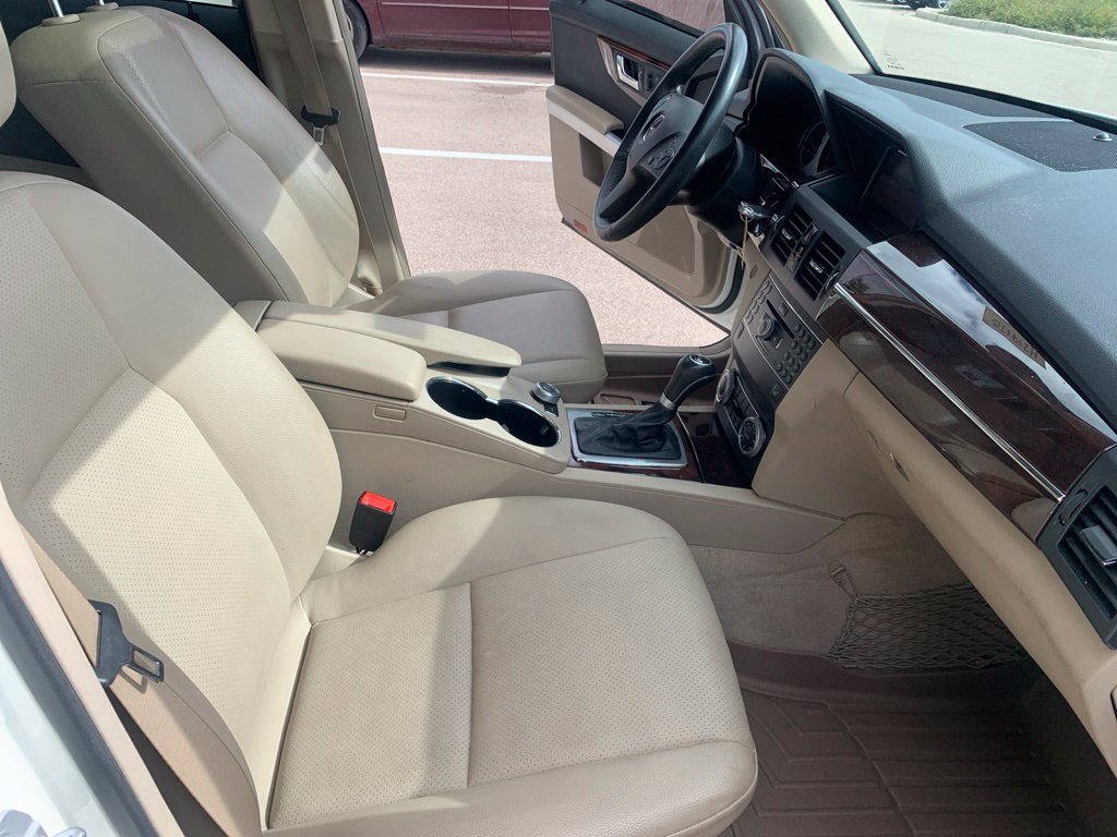 Used 2010 White Mercedes-Benz GLK 350 image 14