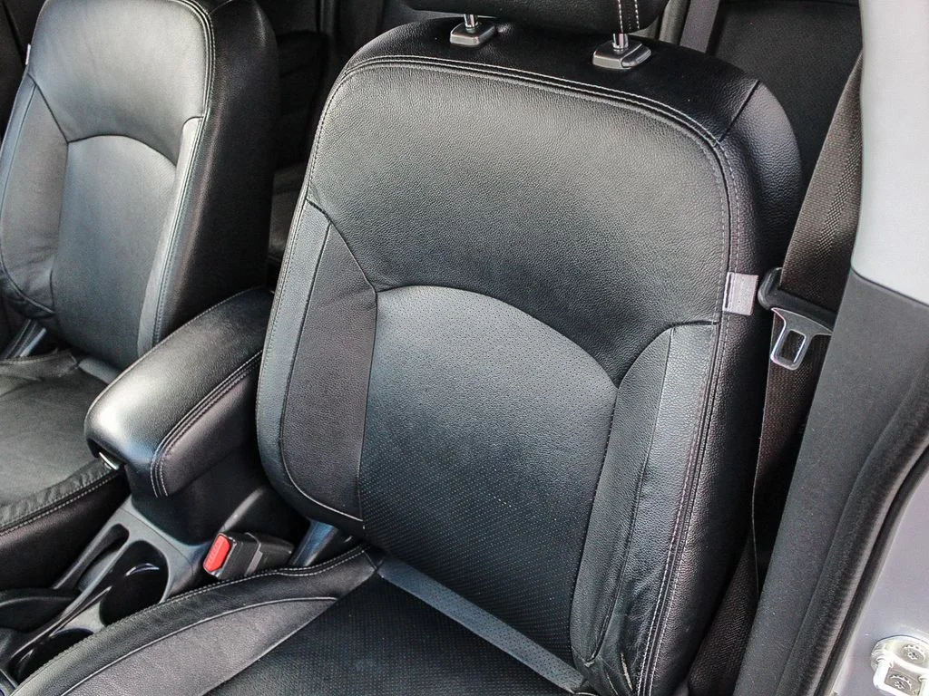 Used 2017  Mitsubishi SEL image 27