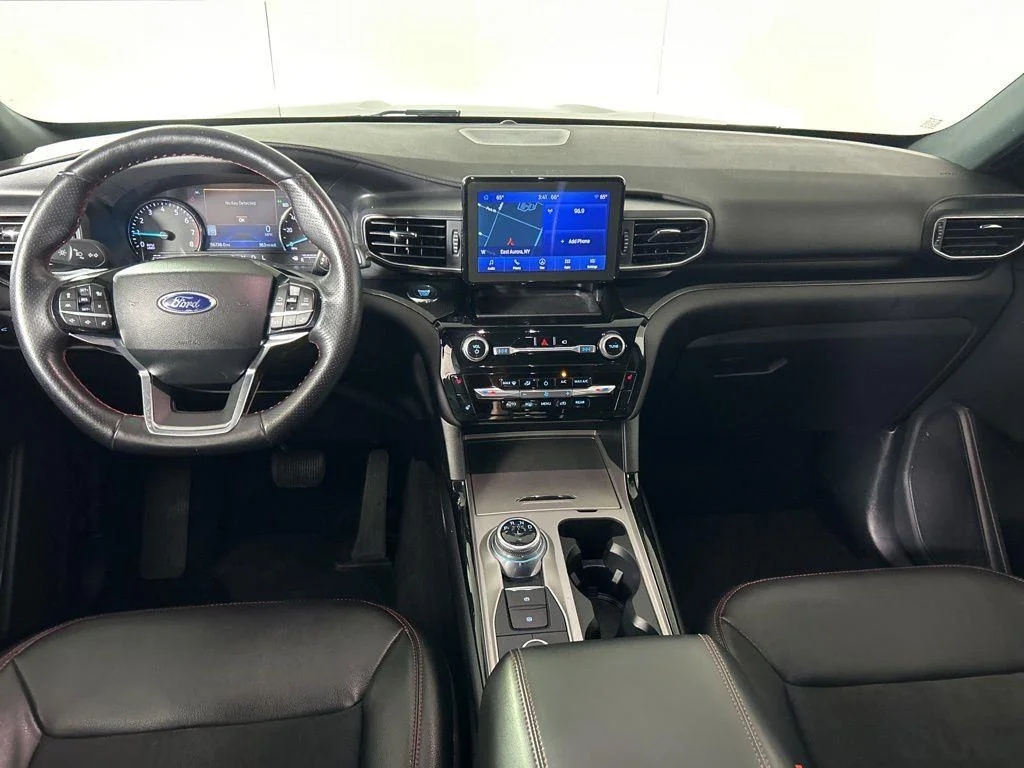 Used 2022 Black Metallic Ford ST-Line image 32