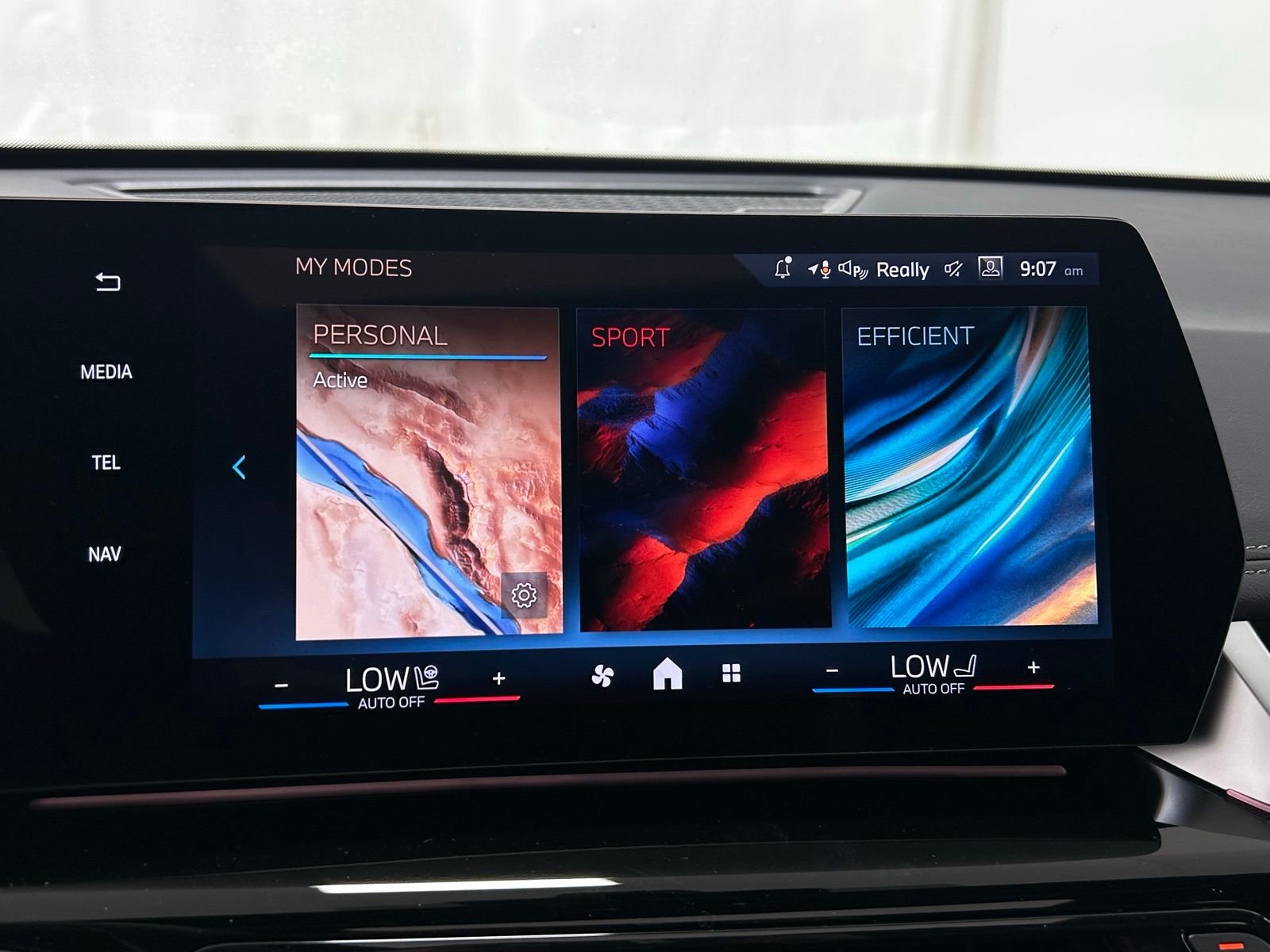 New 2026 Vegas Red Metallic BMW xDrive28i image 15