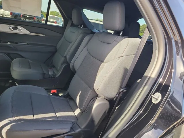 New 2027 Black Metallic Ford Active image 14