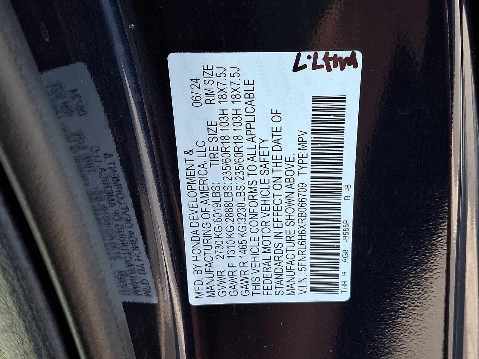 2024 Honda Odyssey EX-L - Photo 19