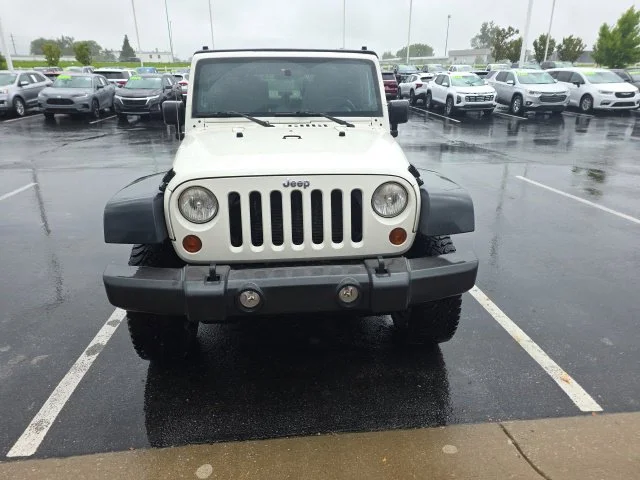 Used 2010 White Jeep Sport image 15
