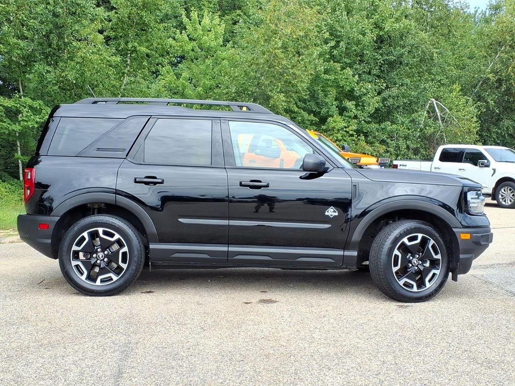 Certified Used 2024 Shadow Black Ford Outer Banks image 3