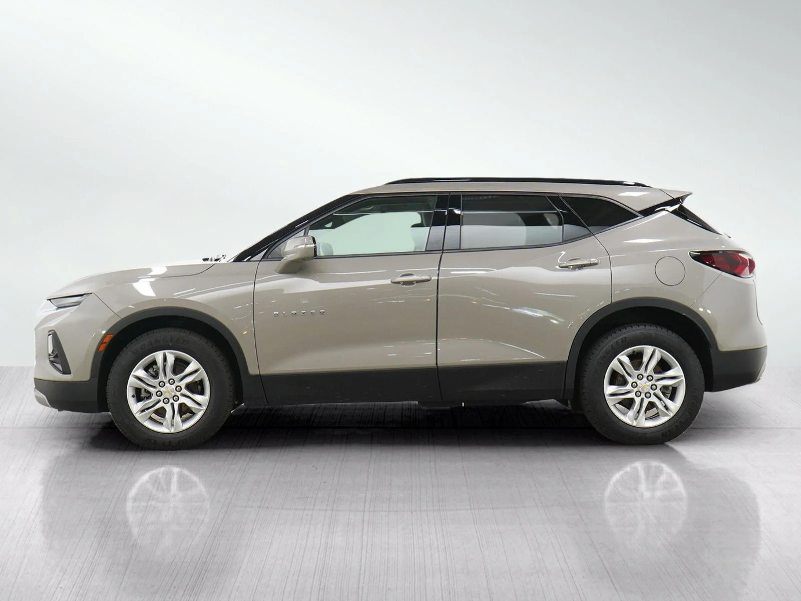 Used 2021 Chevrolet Blazer 3LT with VIN 3GNKBJRS5MS523341 for sale in White Bear Lake, Minnesota