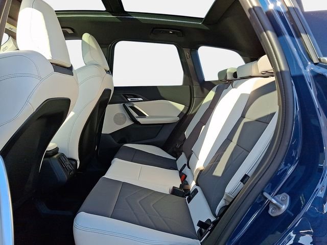 New 2026 Night Dusk Blue Metallic BMW xDrive28i image 9