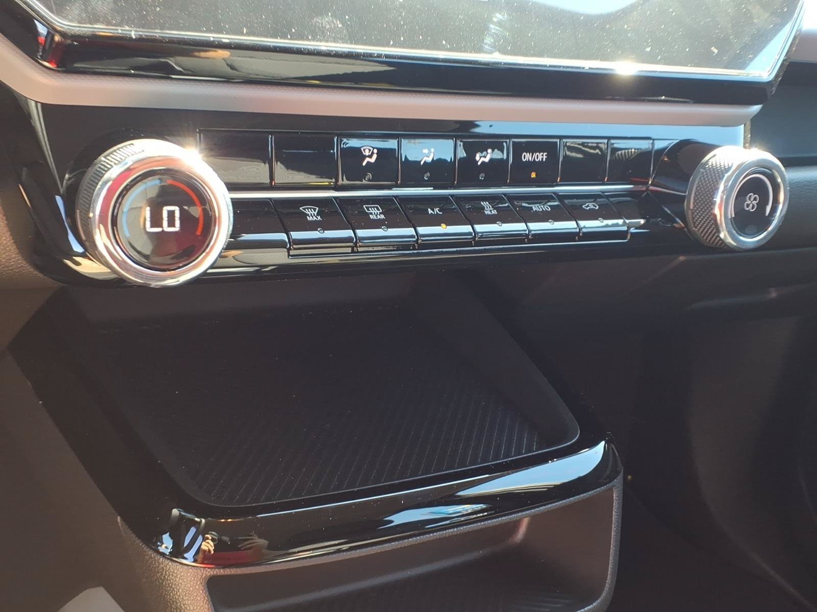 New 2027 Mosaic Black Metallic Chevrolet LT image 8