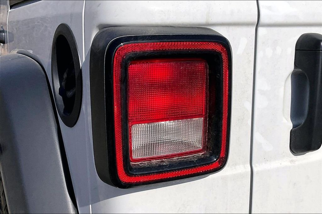 New 2026 Jeep Wrangler Sport 4D Sport Utility