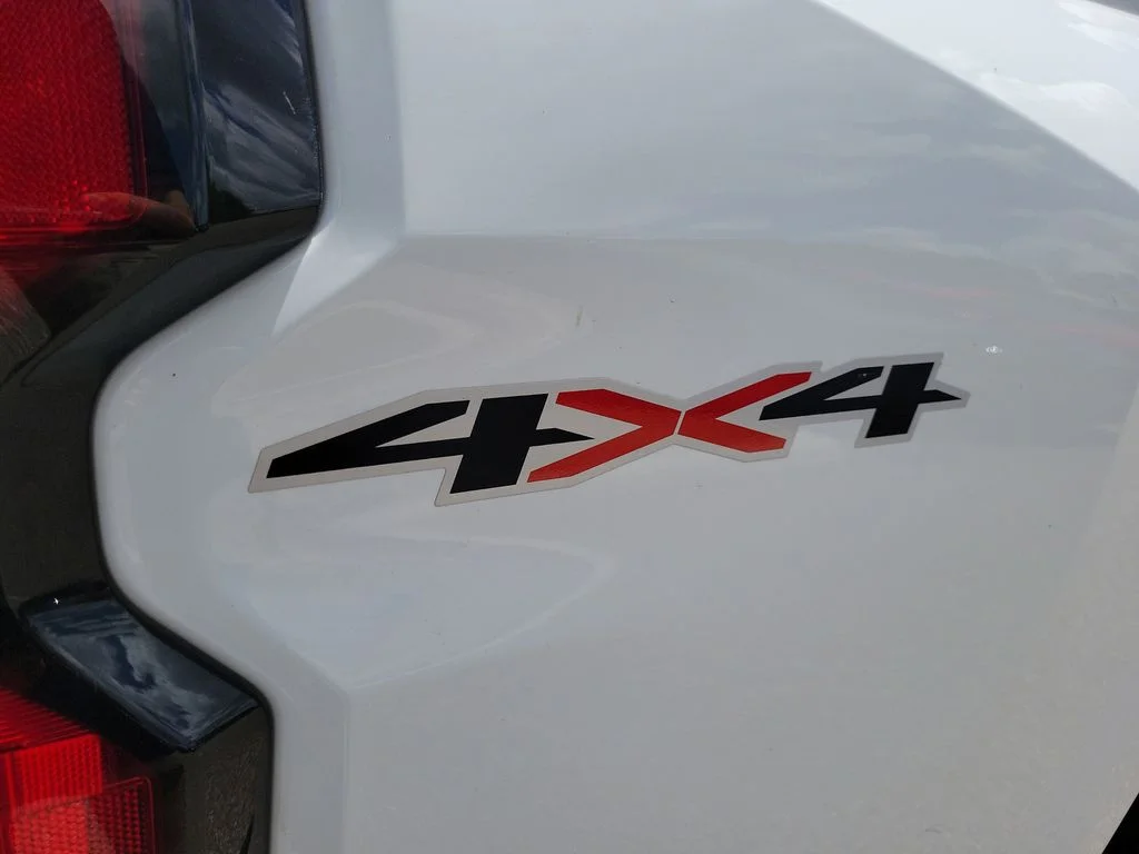 Used 2023 White Chevrolet LT image 7