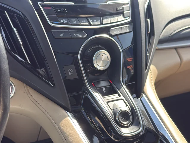 Used 2019 White Acura Base image 21