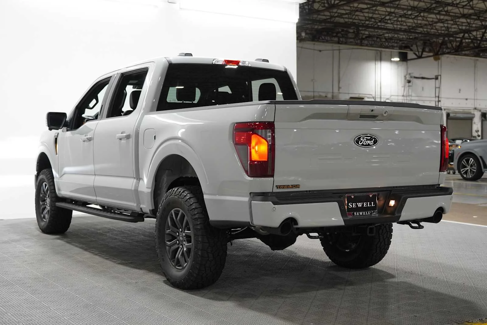 Used 2026 Avalanche Ford Tremor image 6