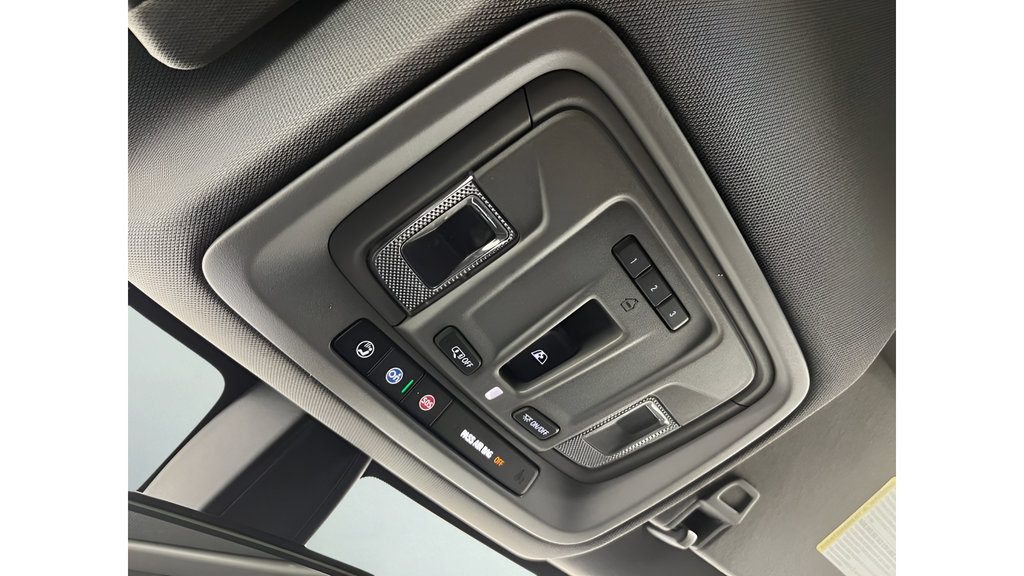 Used 2021 Gray Chevrolet LT image 23