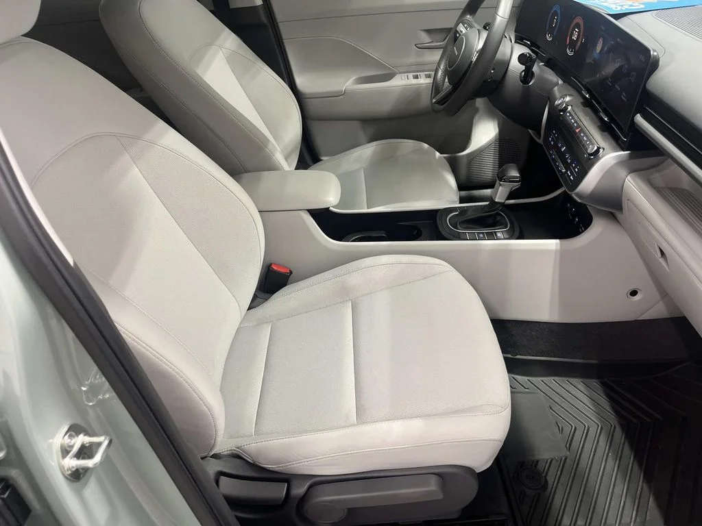 Used 2024 Mirage Green Hyundai SEL FWD 1 OWNER image 29