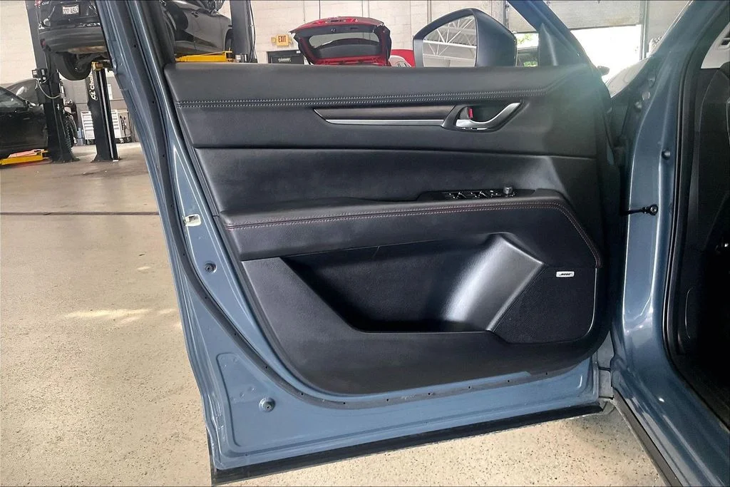 Used 2025 Gray Mazda 2.5 S Carbon Edition image 23