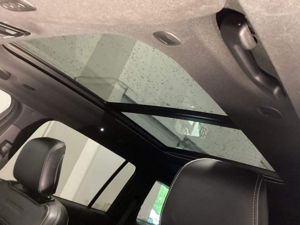 Used 2023 Black Jeep Overland image 4