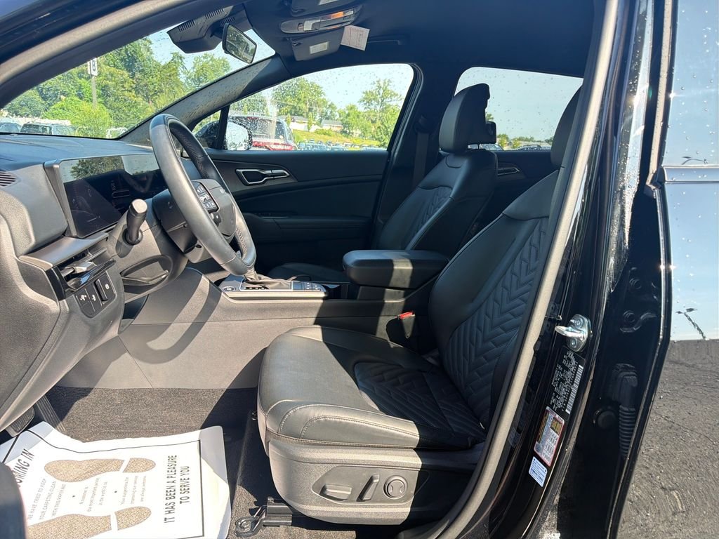 Used 2026 White Kia LX image 19